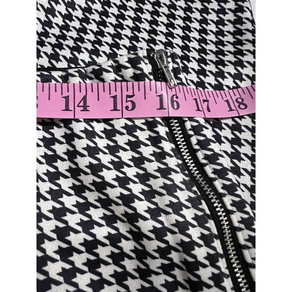 Serra Womens Black White Houndstooth Faux Suede Ankle Pants Side Zip L 12/14 - Picture 3 of 9